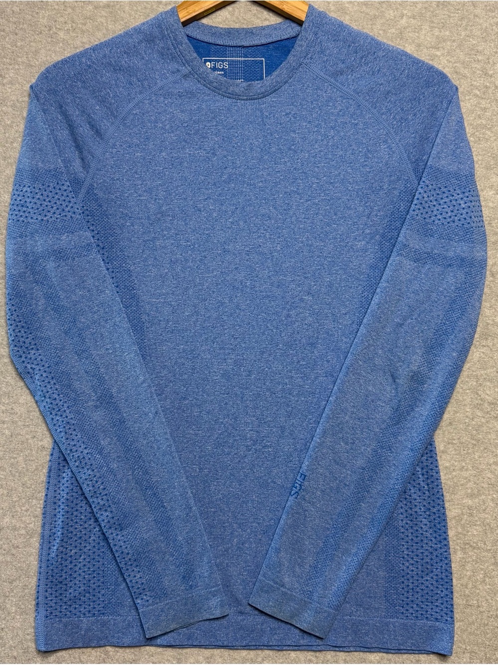 FIGS Women’s M Salta Seamless Long Sleeve Underscrub Blue Medical Scrub Top